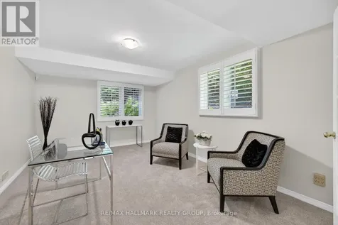 12 Summershade Private Ottawa ON K1Y 4R2