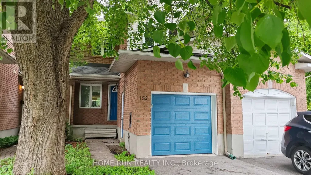 152 Thornbury Crescent Ottawa ON K2G 6B9