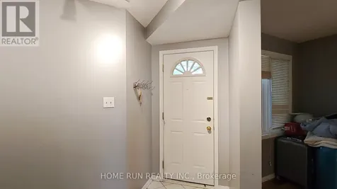152 Thornbury Crescent Ottawa ON K2G 6B9