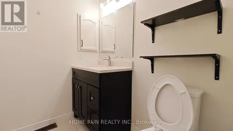 152 Thornbury Crescent Ottawa ON K2G 6B9