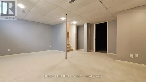 152 Thornbury Crescent Ottawa ON K2G 6B9