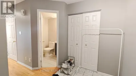 152 Thornbury Crescent Ottawa ON K2G 6B9