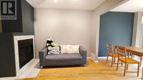 152 Thornbury Crescent Ottawa ON K2G 6B9
