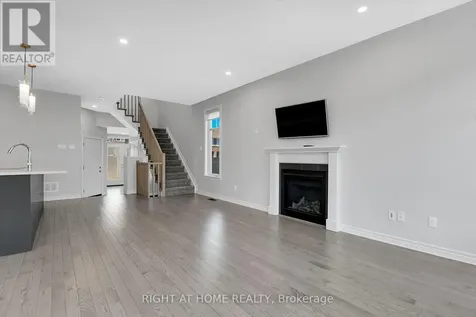 45 Mandevilla Crescent Ottawa ON K1T 0Y2