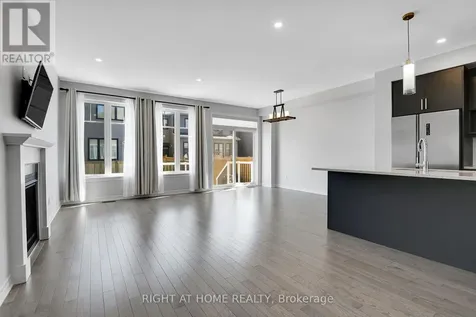45 Mandevilla Crescent Ottawa ON K1T 0Y2