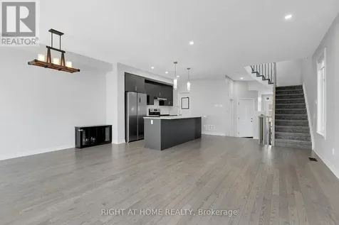 45 Mandevilla Crescent Ottawa ON K1T 0Y2
