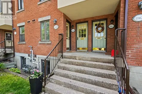 1168 Blasdell Avenue Ottawa ON K1K 4H5