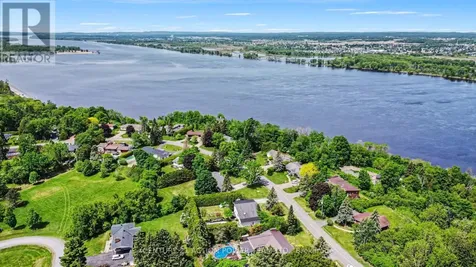 1558 Bella Vista Drive Ottawa ON K4C 1A7