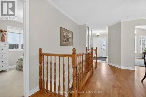 161 Longshire Circle Ottawa ON K2J 4L2