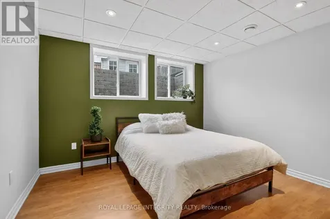 161 Longshire Circle Ottawa ON K2J 4L2