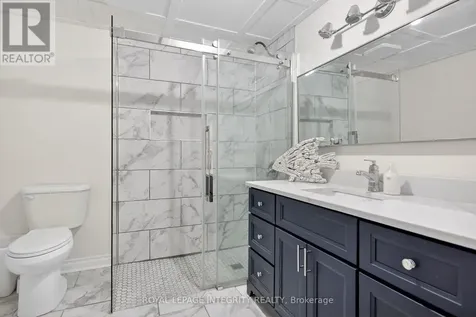 161 Longshire Circle Ottawa ON K2J 4L2