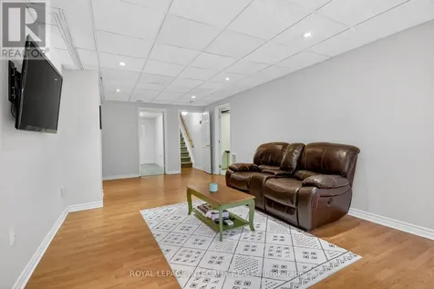 161 Longshire Circle Ottawa ON K2J 4L2