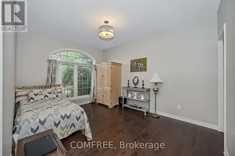 1385 Mcmahon Avenue Ottawa ON K1T 1C2