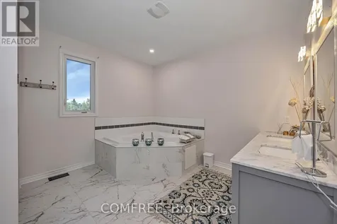 1385 Mcmahon Avenue Ottawa ON K1T 1C2