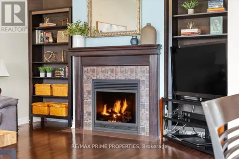 816 Azure Street Ottawa ON K4A 0T7