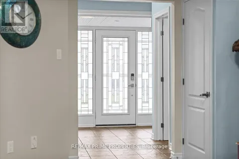 816 Azure Street Ottawa ON K4A 0T7