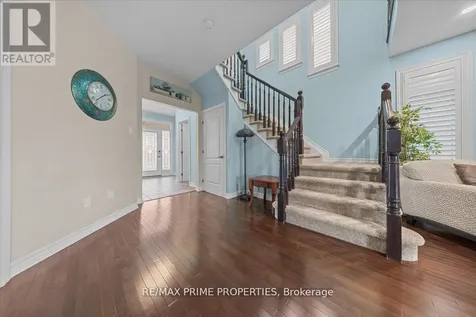816 Azure Street Ottawa ON K4A 0T7