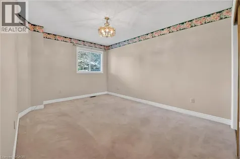 9 Wentworth Drive Grimsby ON L3M 5H9