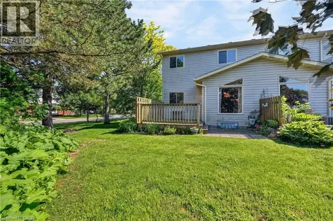 9 Wentworth Drive Grimsby ON L3M 5H9