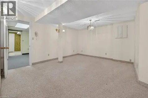 9 Wentworth Drive Grimsby ON L3M 5H9