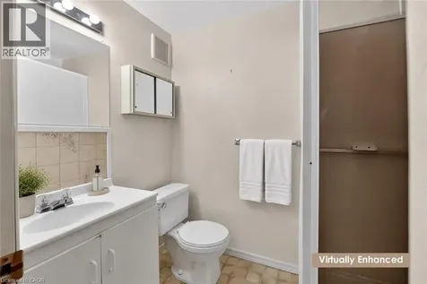 9 Wentworth Drive Grimsby ON L3M 5H9