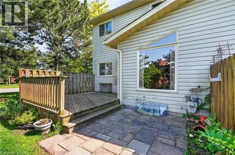 9 Wentworth Drive Grimsby ON L3M 5H9