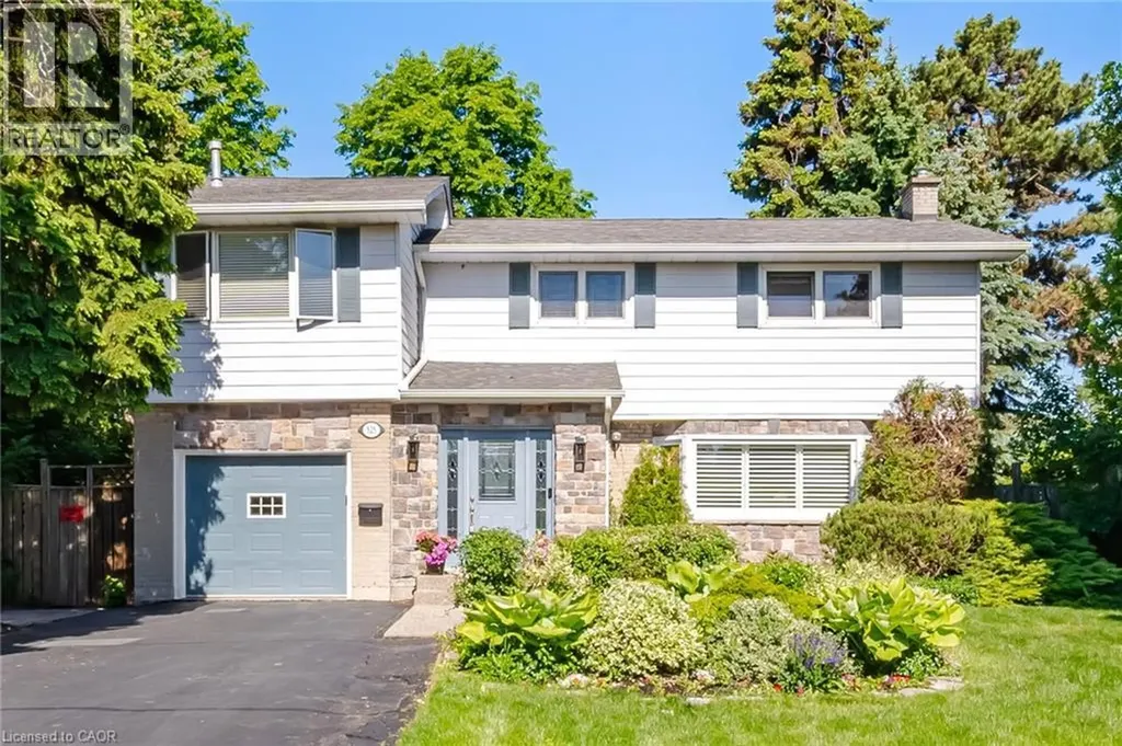 525 Grand Boulevard Oakville ON L6H 1P4