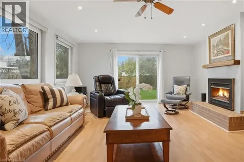 525 Grand Boulevard Oakville ON L6H 1P4