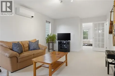 525 Grand Boulevard Oakville ON L6H 1P4