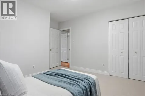525 Grand Boulevard Oakville ON L6H 1P4