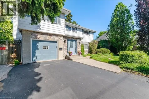 525 Grand Boulevard Oakville ON L6H 1P4
