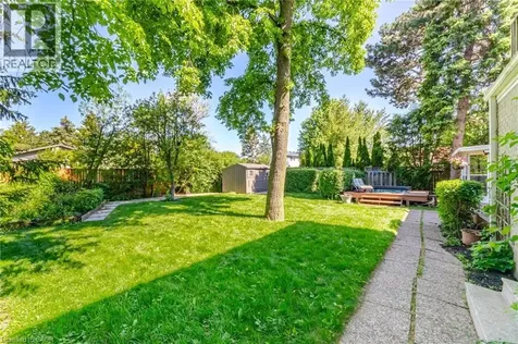 525 Grand Boulevard Oakville ON L6H 1P4