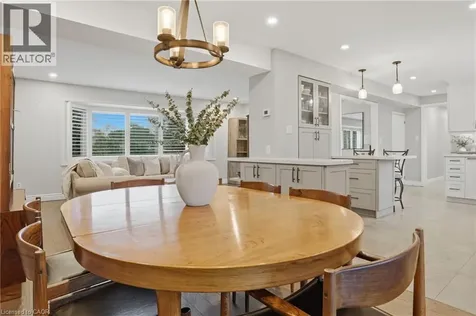 525 Grand Boulevard Oakville ON L6H 1P4