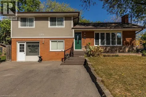 723 Hyde Road Burlington ON L7S 1S6