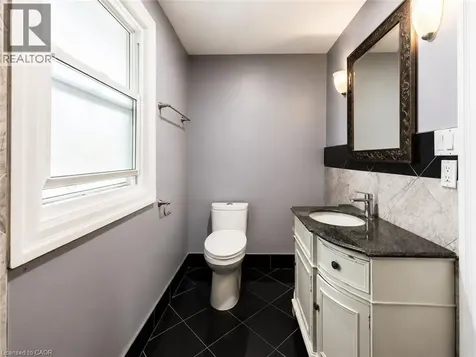 723 Hyde Road Burlington ON L7S 1S6