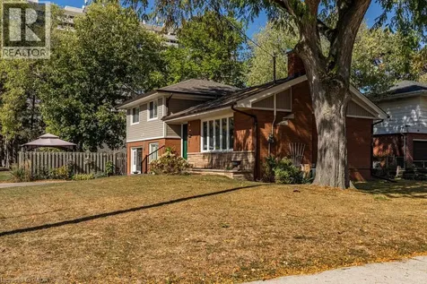 723 Hyde Road Burlington ON L7S 1S6