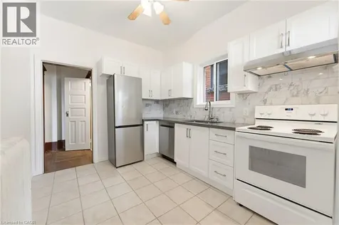 25 Strathcona Avenue South Hamilton ON L8P 4J1