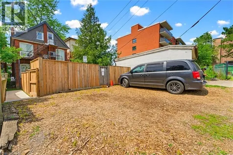 25 Strathcona Avenue South Hamilton ON L8P 4J1