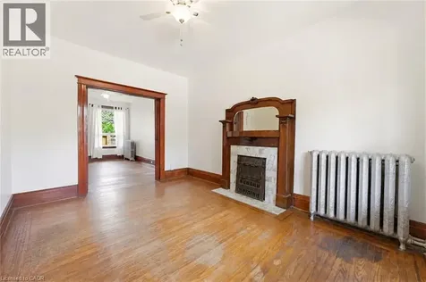 25 Strathcona Avenue South Hamilton ON L8P 4J1