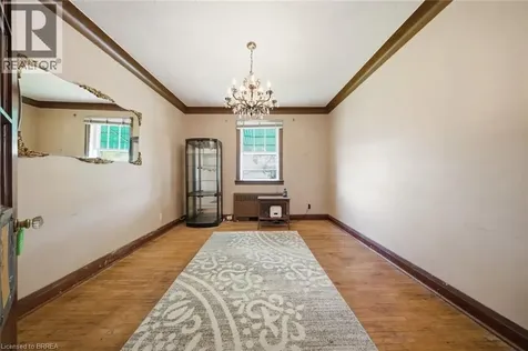 26 Alice Street Brantford ON N3R 1Y2