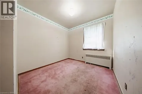 26 Alice Street Brantford ON N3R 1Y2