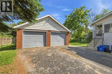 26 Alice Street Brantford ON N3R 1Y2