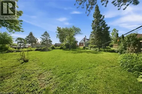 26 Alice Street Brantford ON N3R 1Y2