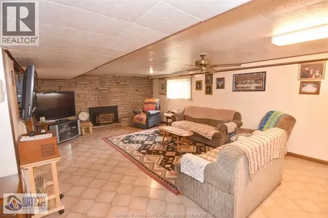 1435 St. Clair Avenue Windsor ON N9B 3K7