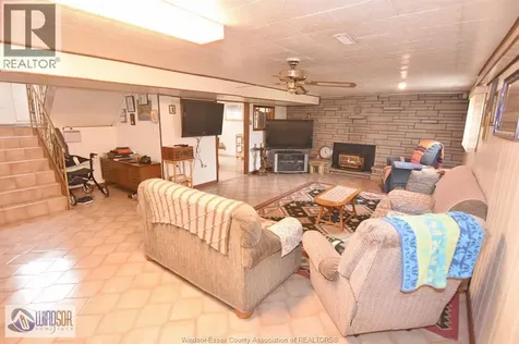 1435 St. Clair Avenue Windsor ON N9B 3K7