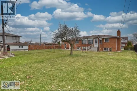 1435 St. Clair Avenue Windsor ON N9B 3K7