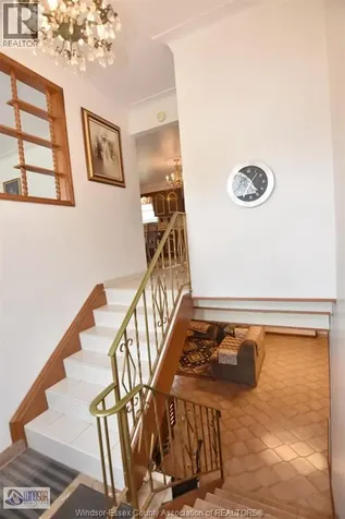 1435 St. Clair Avenue Windsor ON N9B 3K7