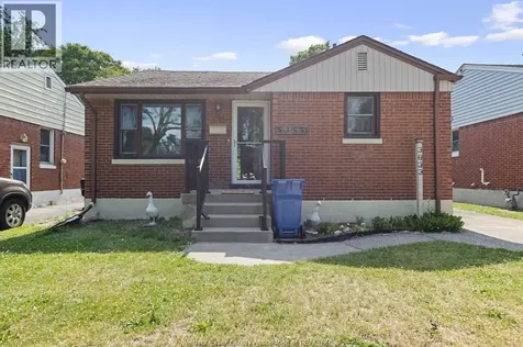3833 Vaughan Windsor ON N9C 1Z6