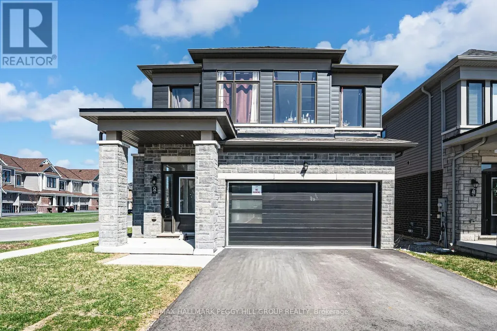 52 Durham Avenue Barrie ON L9J 0W7