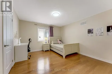 667 Linden Drive Cambridge ON N3H 0B6
